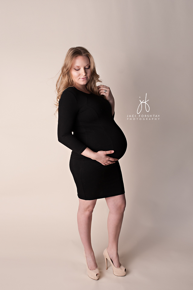 Expecting A Maternity Session {Fort Wayne Indiana Maternity