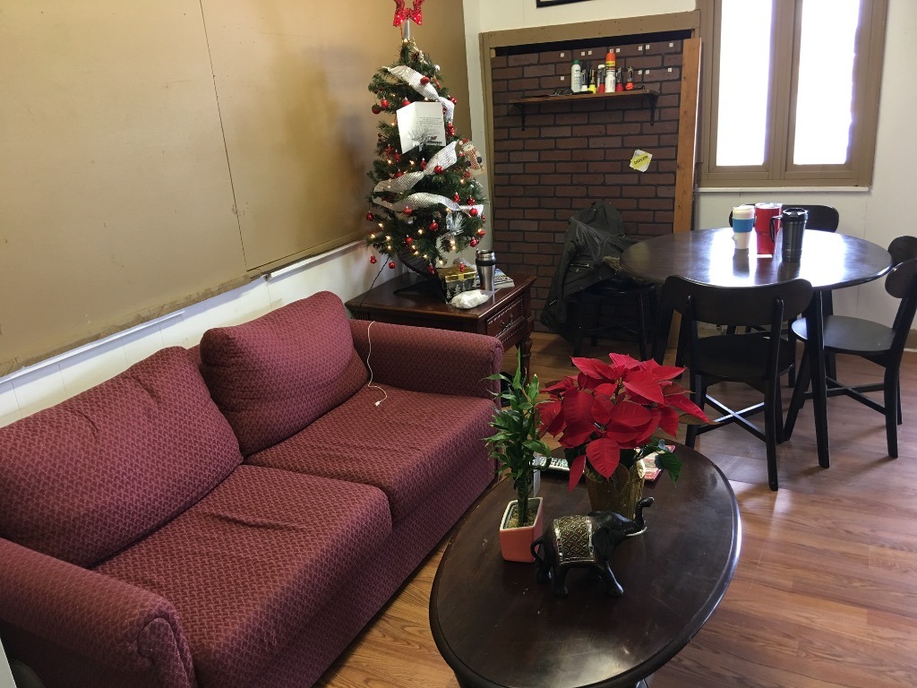 Jacintos Auto Sales LLC