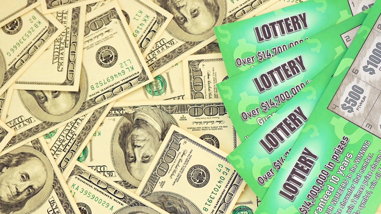 Inspiring Chicago Woman Gives Away Million Dollar Lottery Win!