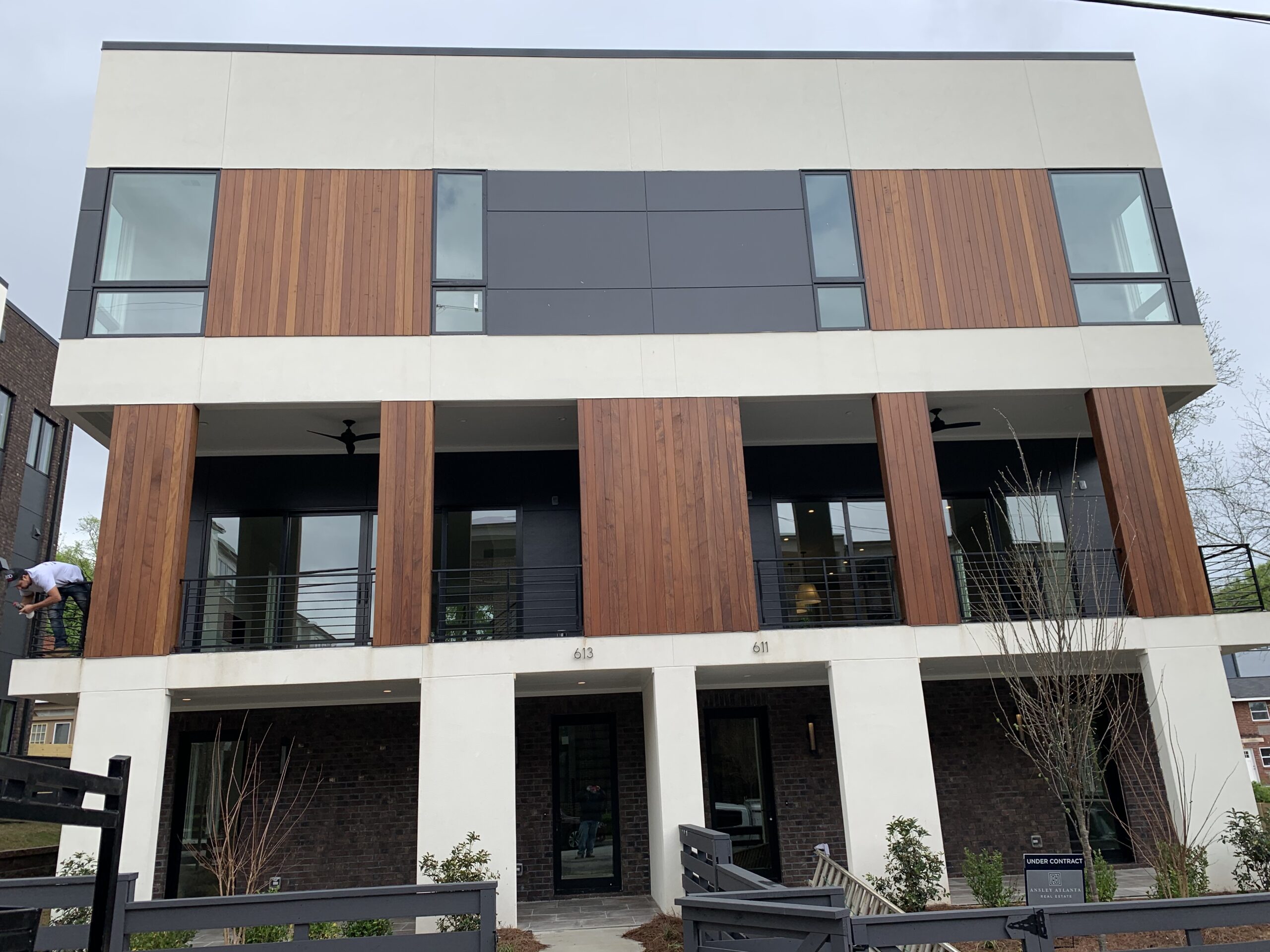 Developments 609 & 615 East Ave Units A + B Jackbilt