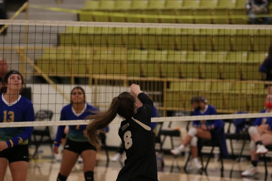 Sr. High Volleyball vs Bergman The Jacket Journal