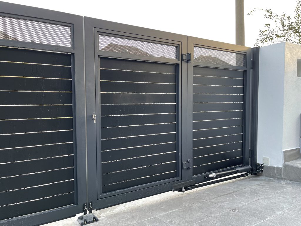 Convert to Trackless Auto Gate Jackpro