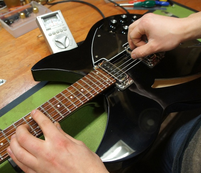 Electric Guitar Setting Intonation at Marcella Lewis blog