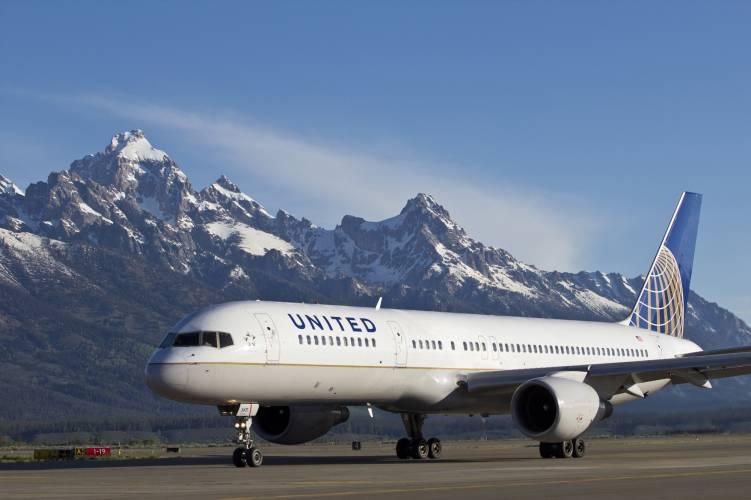 Save 200 on Airfare Per Person! Jackson Hole WY Central Reservations