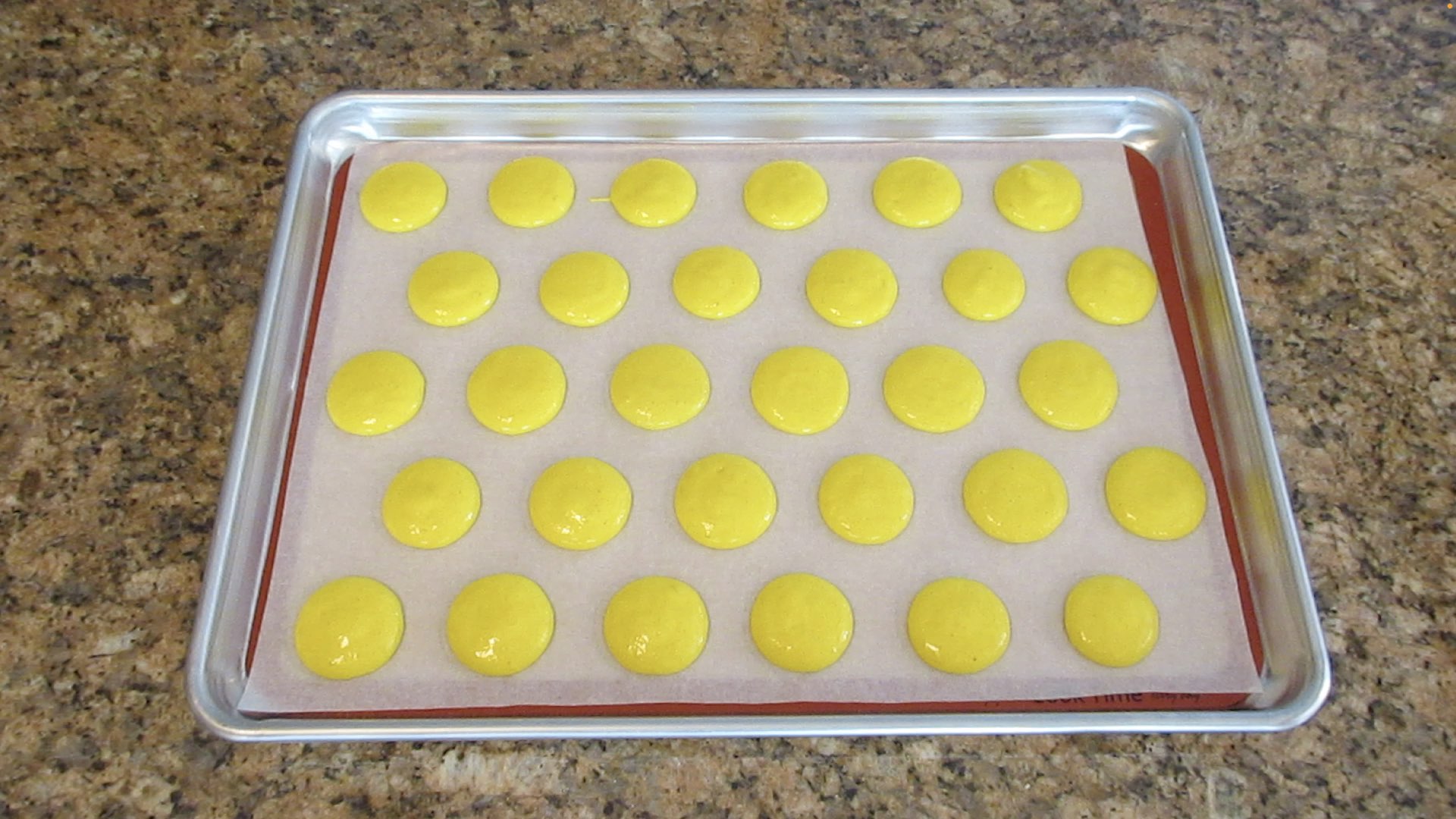 How to Macaronage (Folding Macaron Batter) Jacksons Job