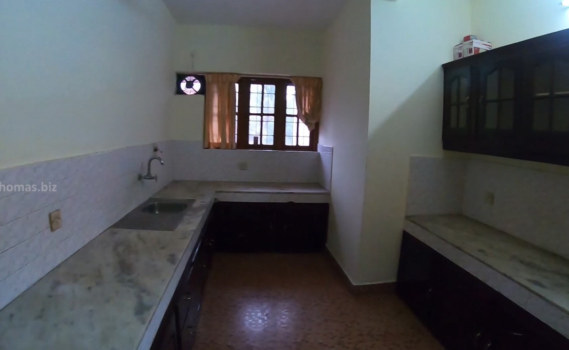 3BHK Flat for rent in Palarivattom,Near Holiday Inn Hotel, Kochi