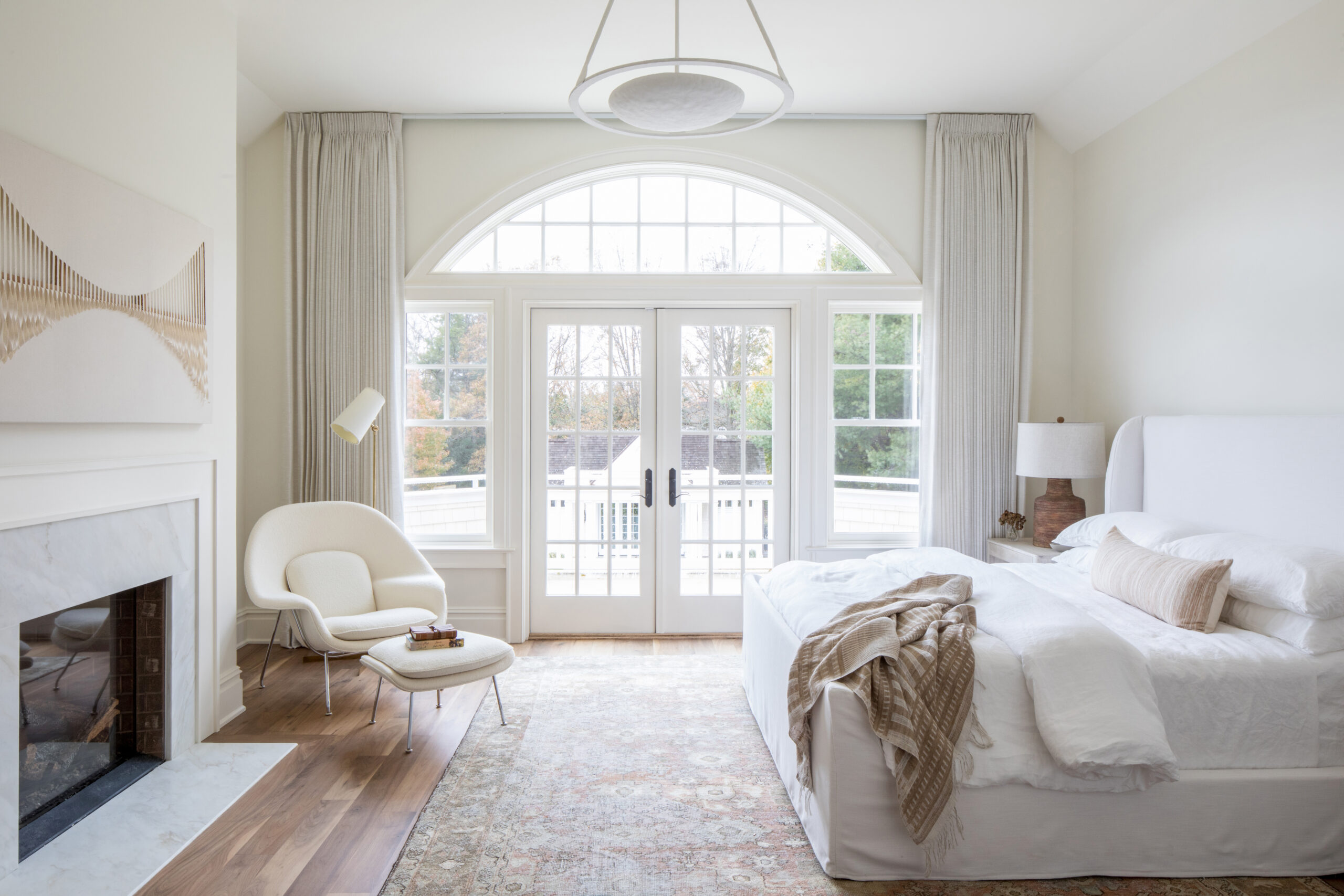 Should Your White Walls Match Your Trim? Your Design Questions Answered