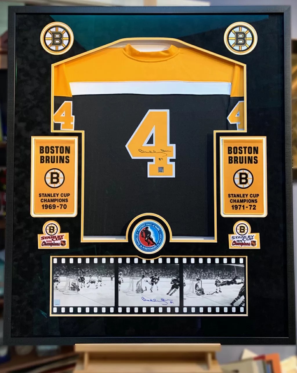 HOCKEY Jersey Framing Jacquez Art & Jersey Framing
