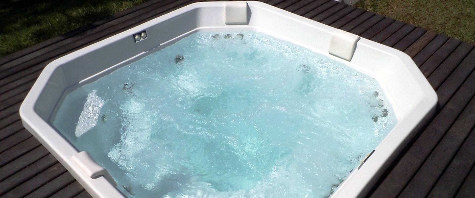 Spa/Minipiscina Jacuzzi® J185 VIP
