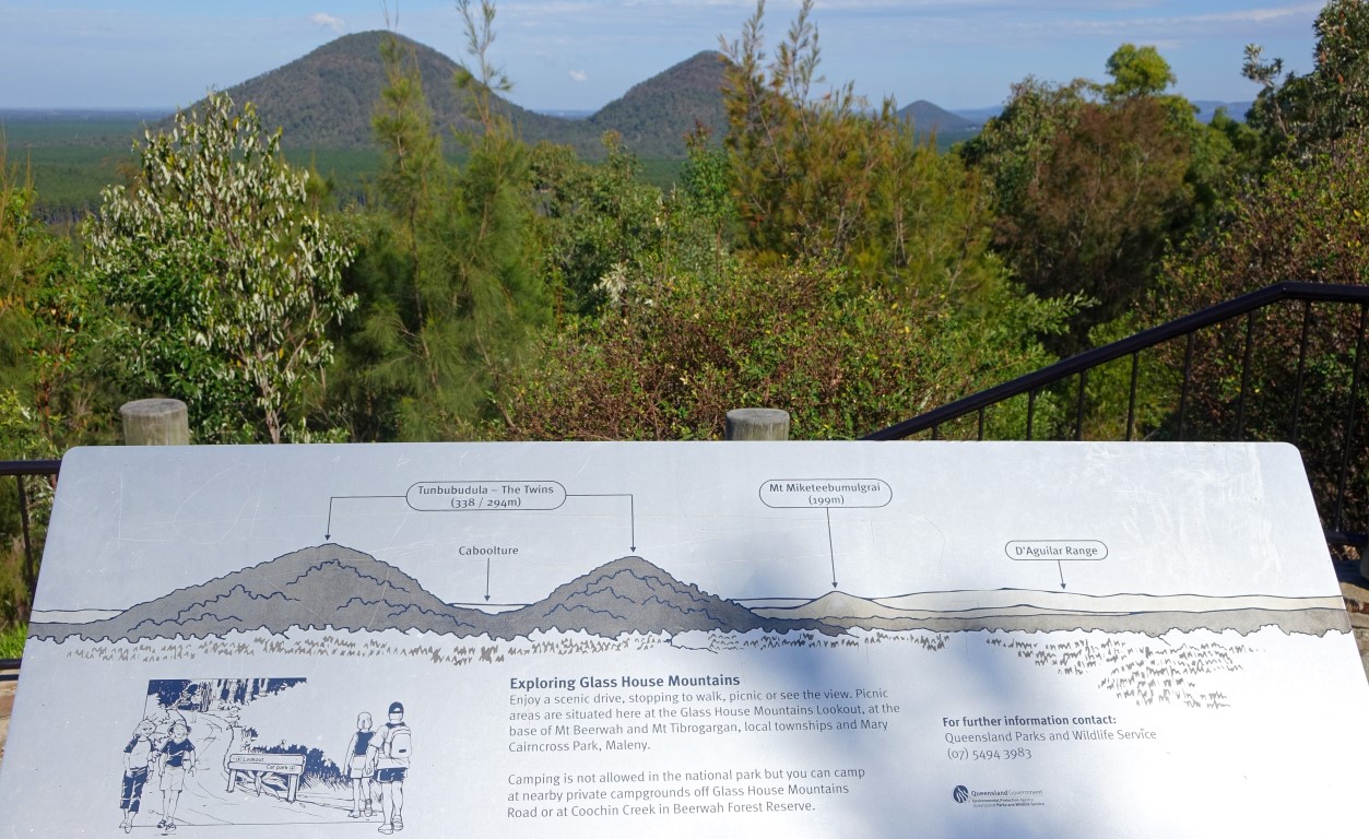 Glass House Mountain Lookout