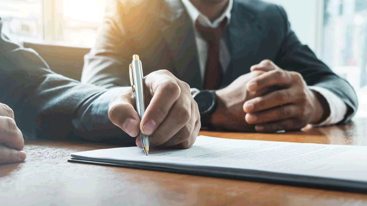Tata Cara dan Syarat Membuat CV di 2020 Lengkap dan Mudah