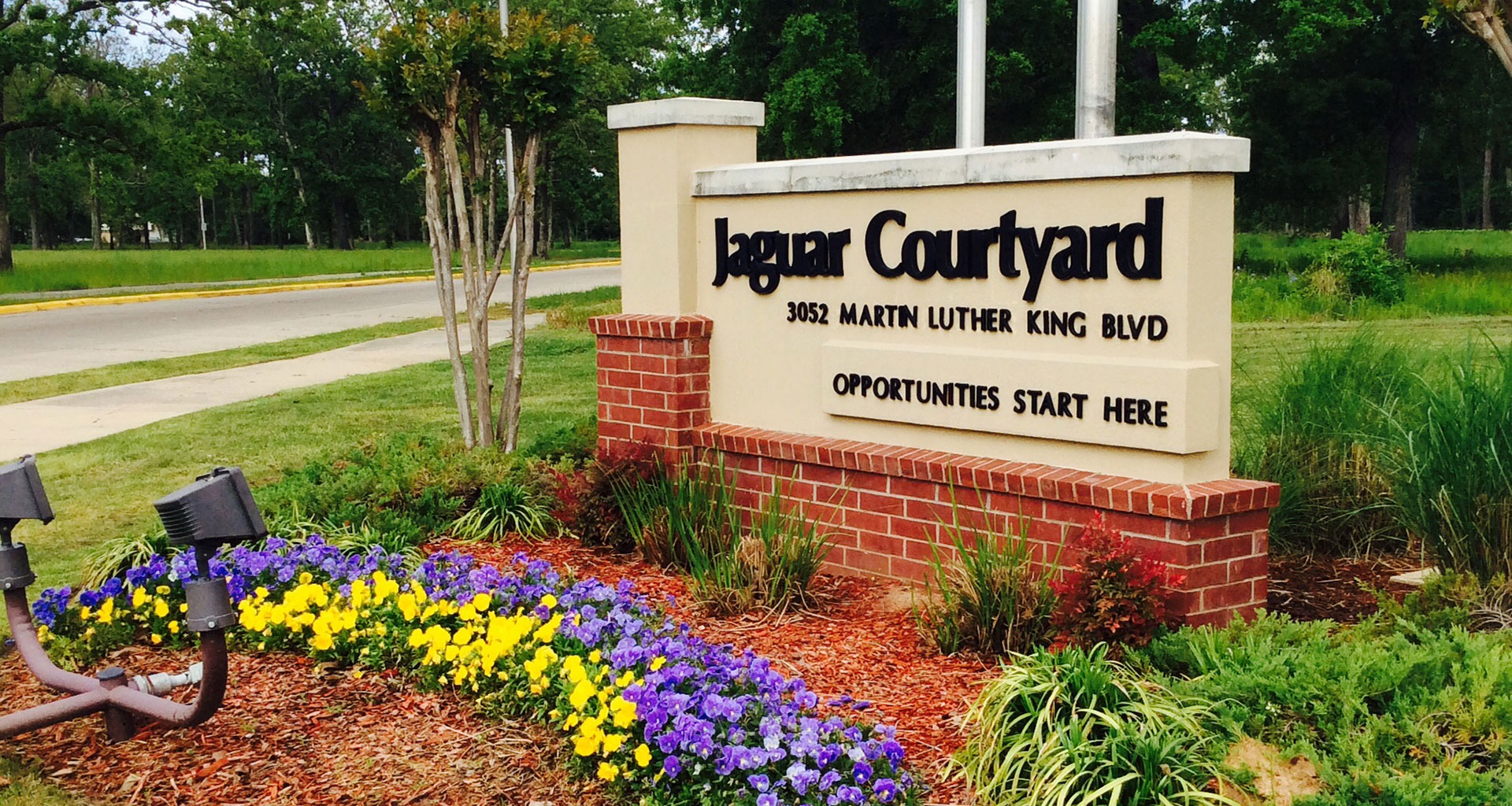 To Jaguar Courtyard Student Housing Shreveport