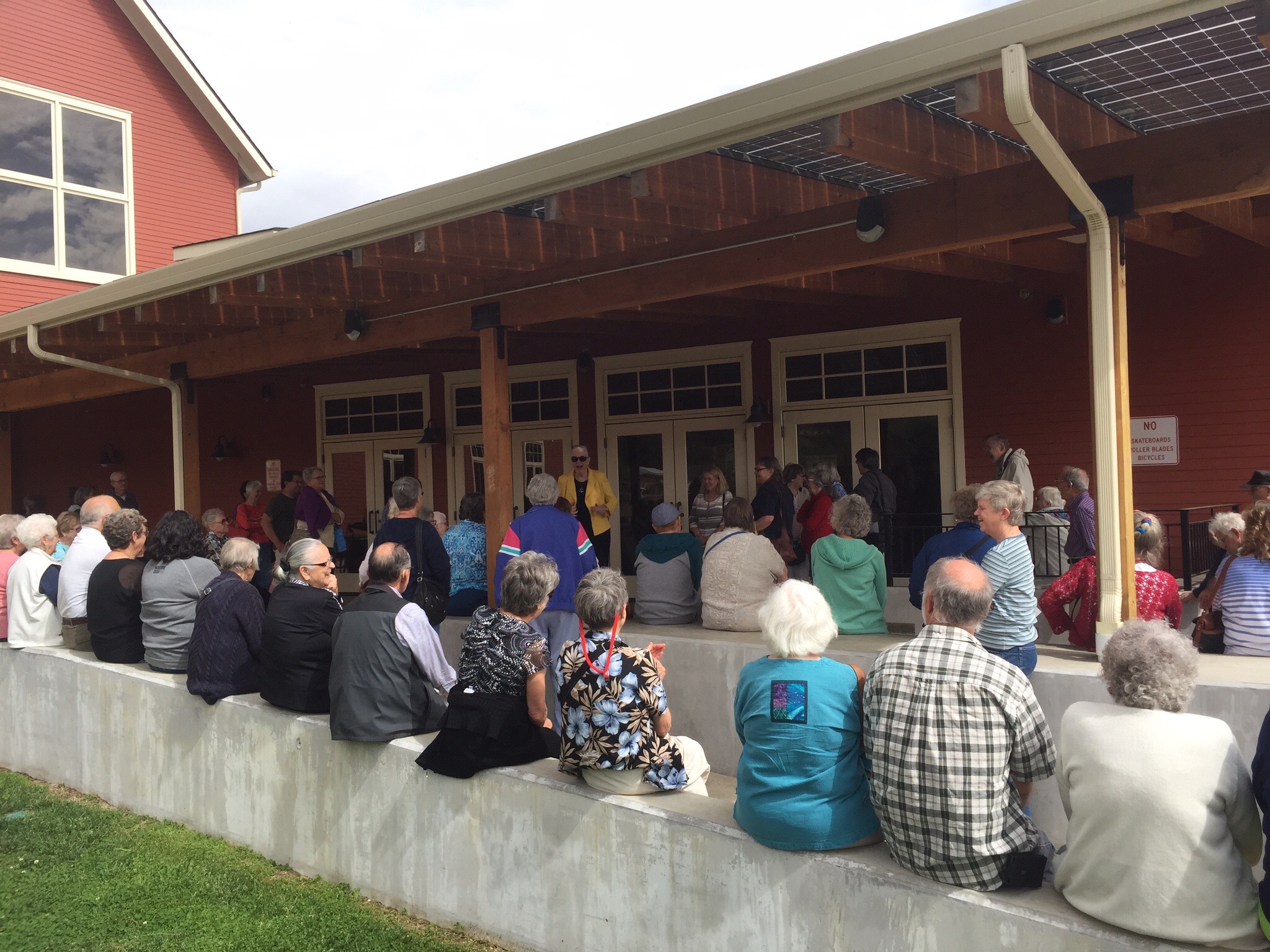 Tales from the DOTB tour, part 2 Yellow Bag? Check. Purse? Check