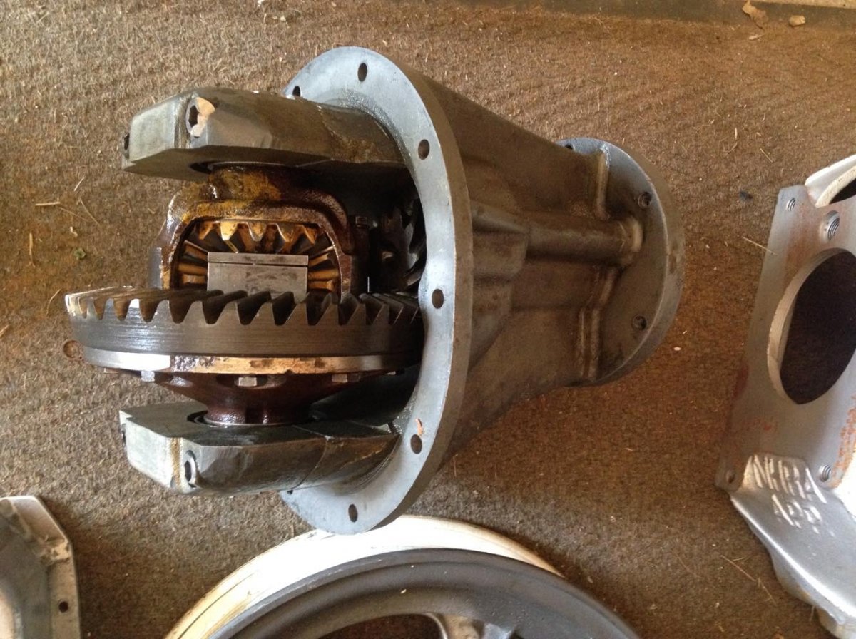 MT aluminum center section 5564 Chevy rear end The H.A.M.B.