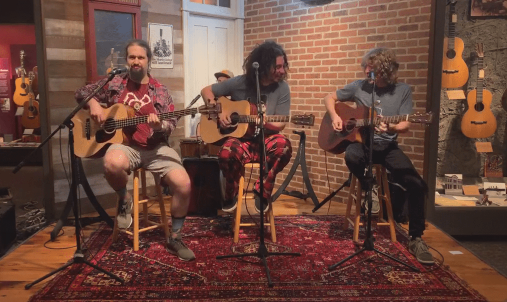 Watch Pigeons Playing Ping Pong Play First FullBand Acoustic Set