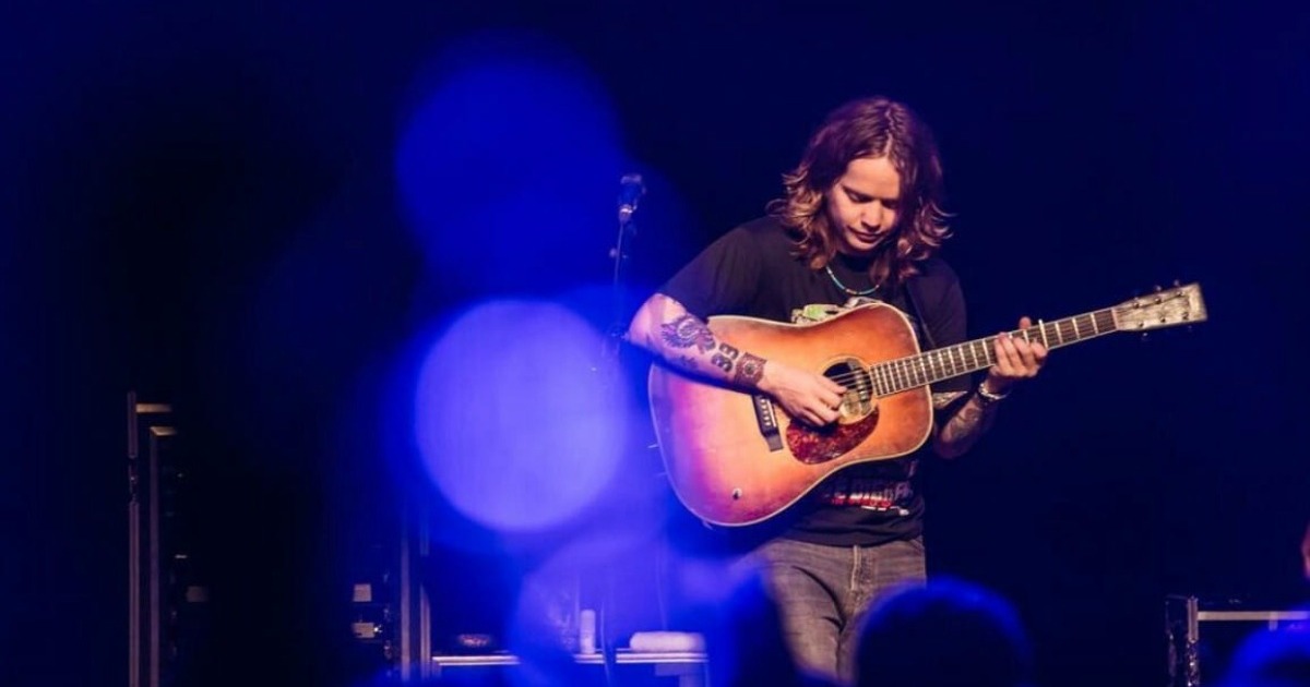 Billy Strings Debuts Original Song "Be Your Man" in Cleveland