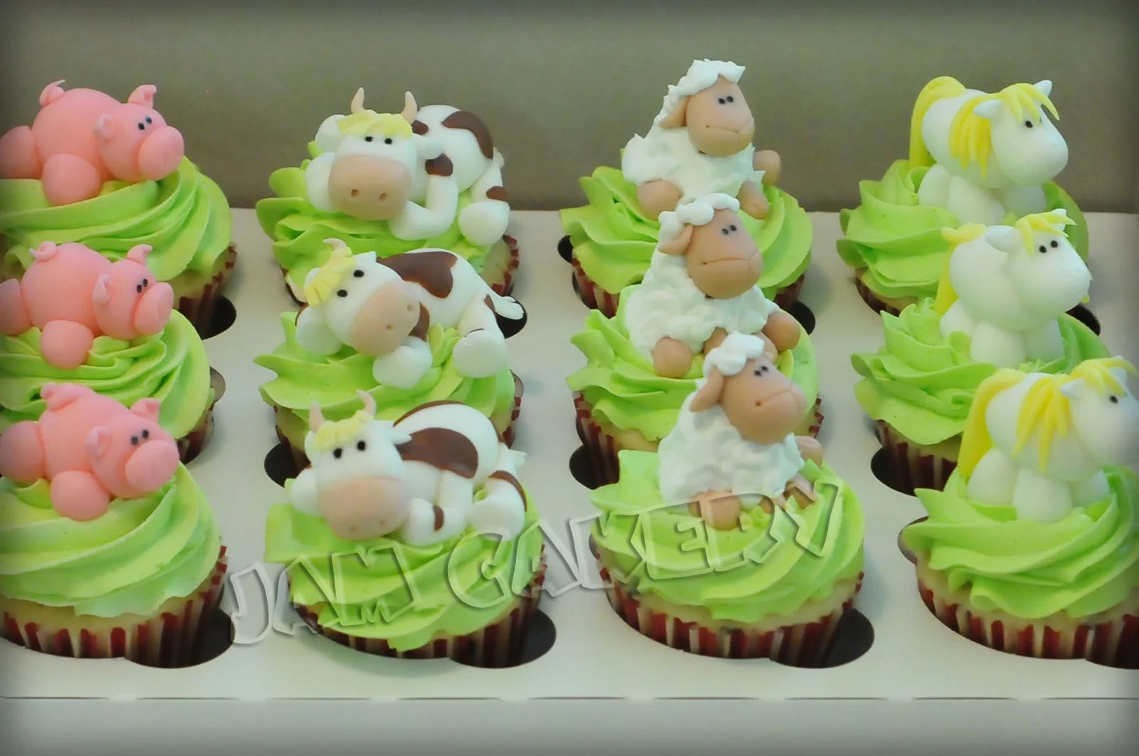 Farm Animals Cupcakes J.A.M. Cakery