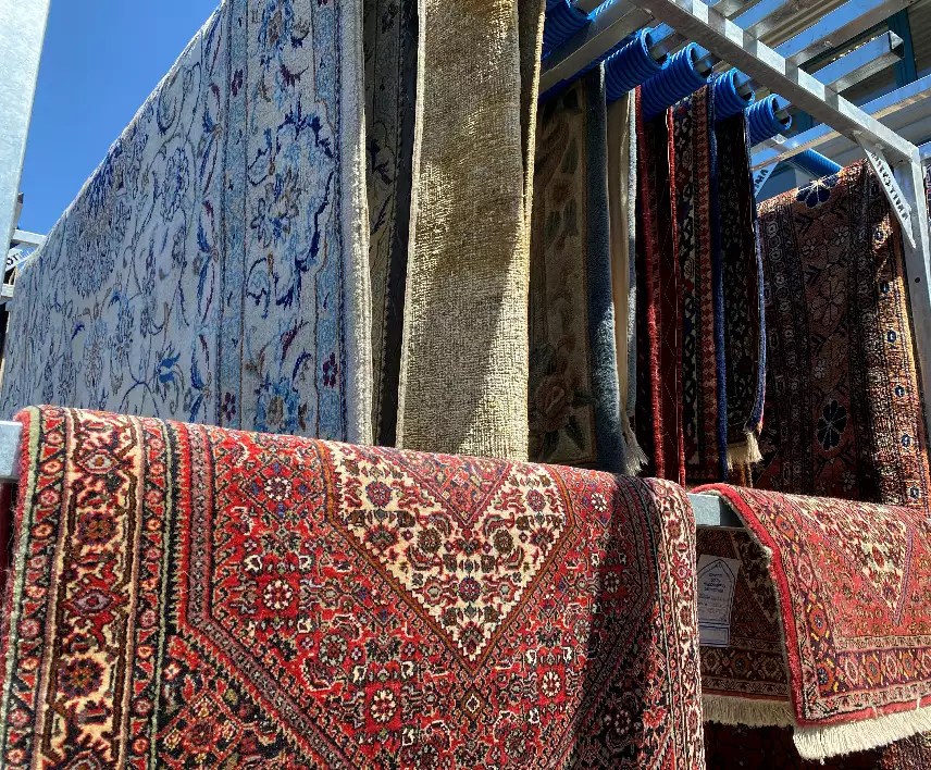 Can Persian Rugs Be Cleaned? The 7 Steps to a Clean Rug