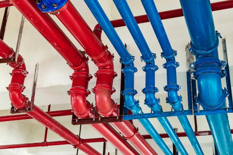 What is the Difference Between Commercial and Residential Plumbing?