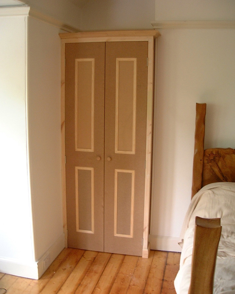 Wardrobes & Cupboards James Houseman