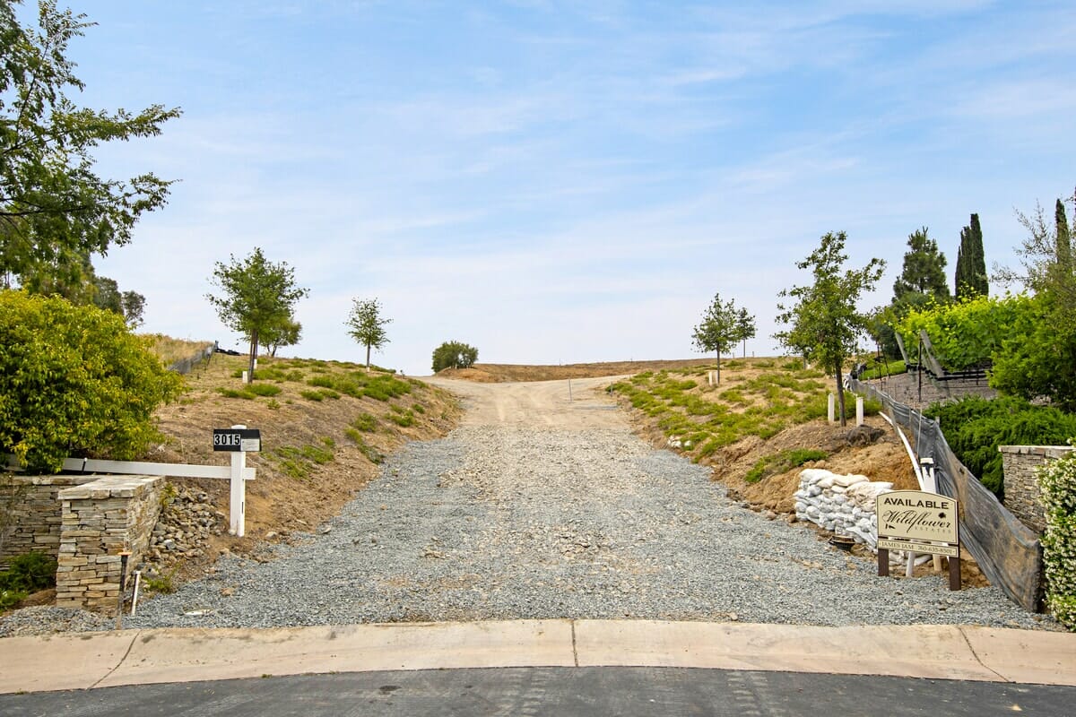 3015 Wildflower Drive, Encinitas CA 92024James Jam Realtor Buy or