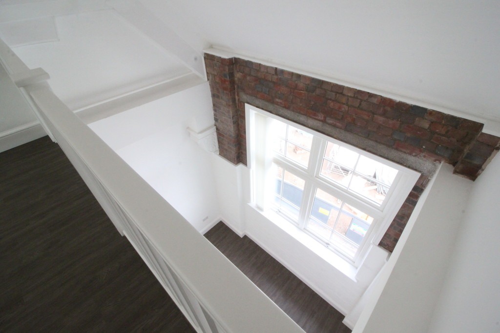 1 Bedroom Apartment For Sale in Crocketts Lane Smethwick James