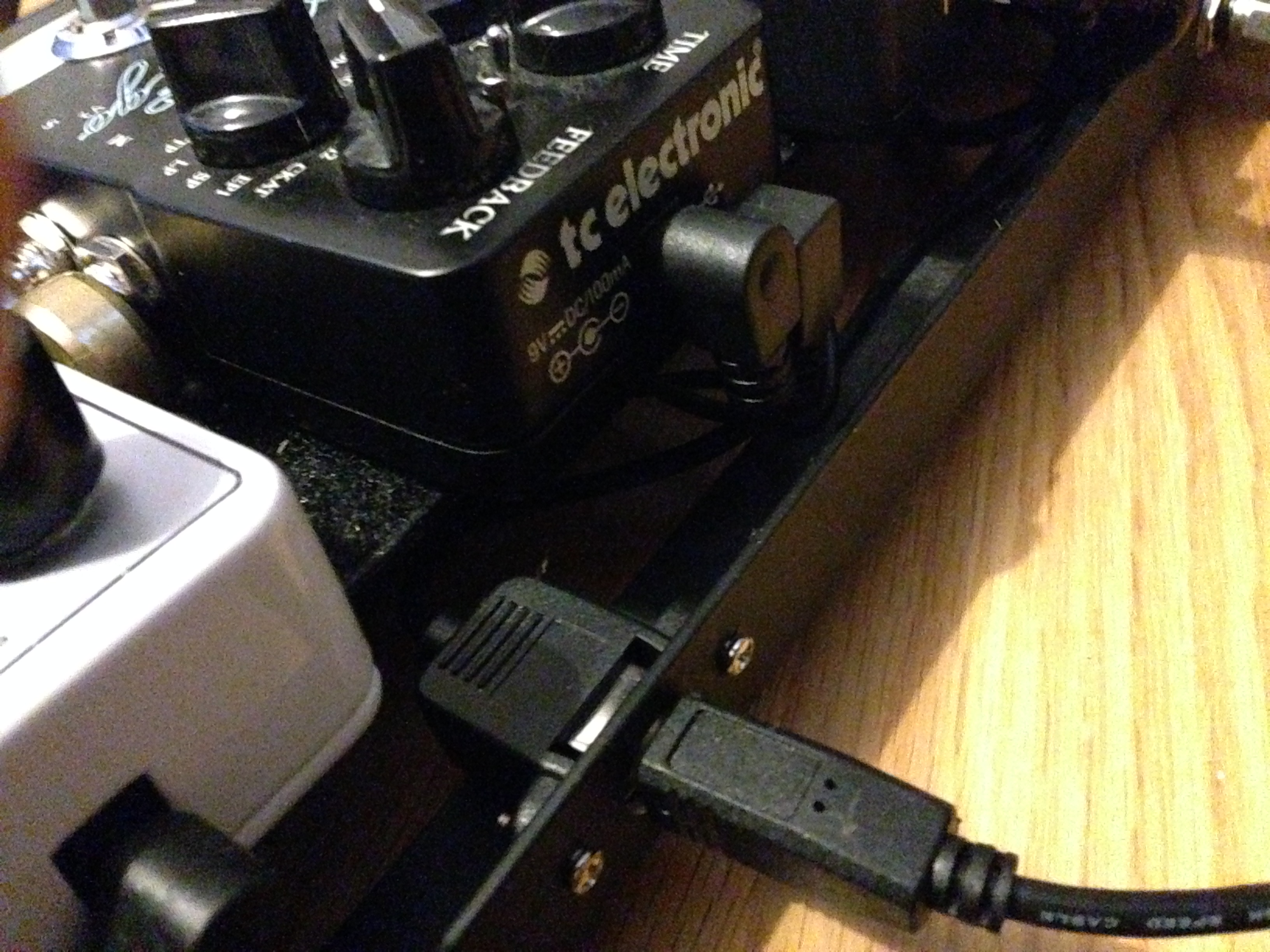 Pedalboard Panel Mount USB With Hub james low