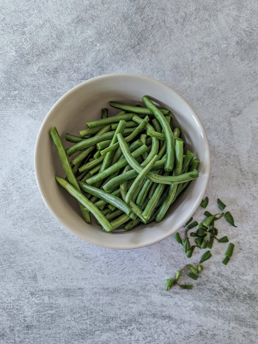 How Long to Boil Green Beans? (Fresh or Frozen)