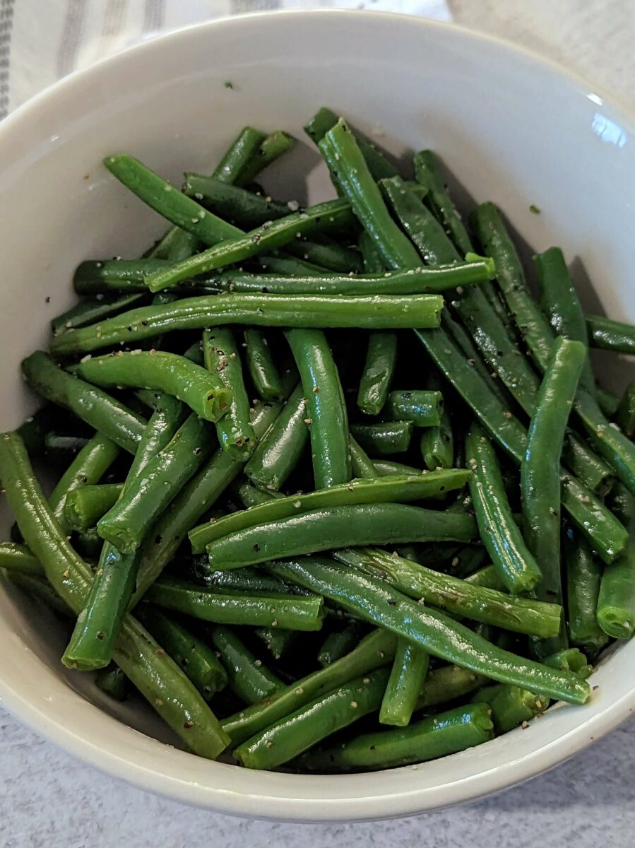 How Long to Boil Green Beans? (Fresh or Frozen)