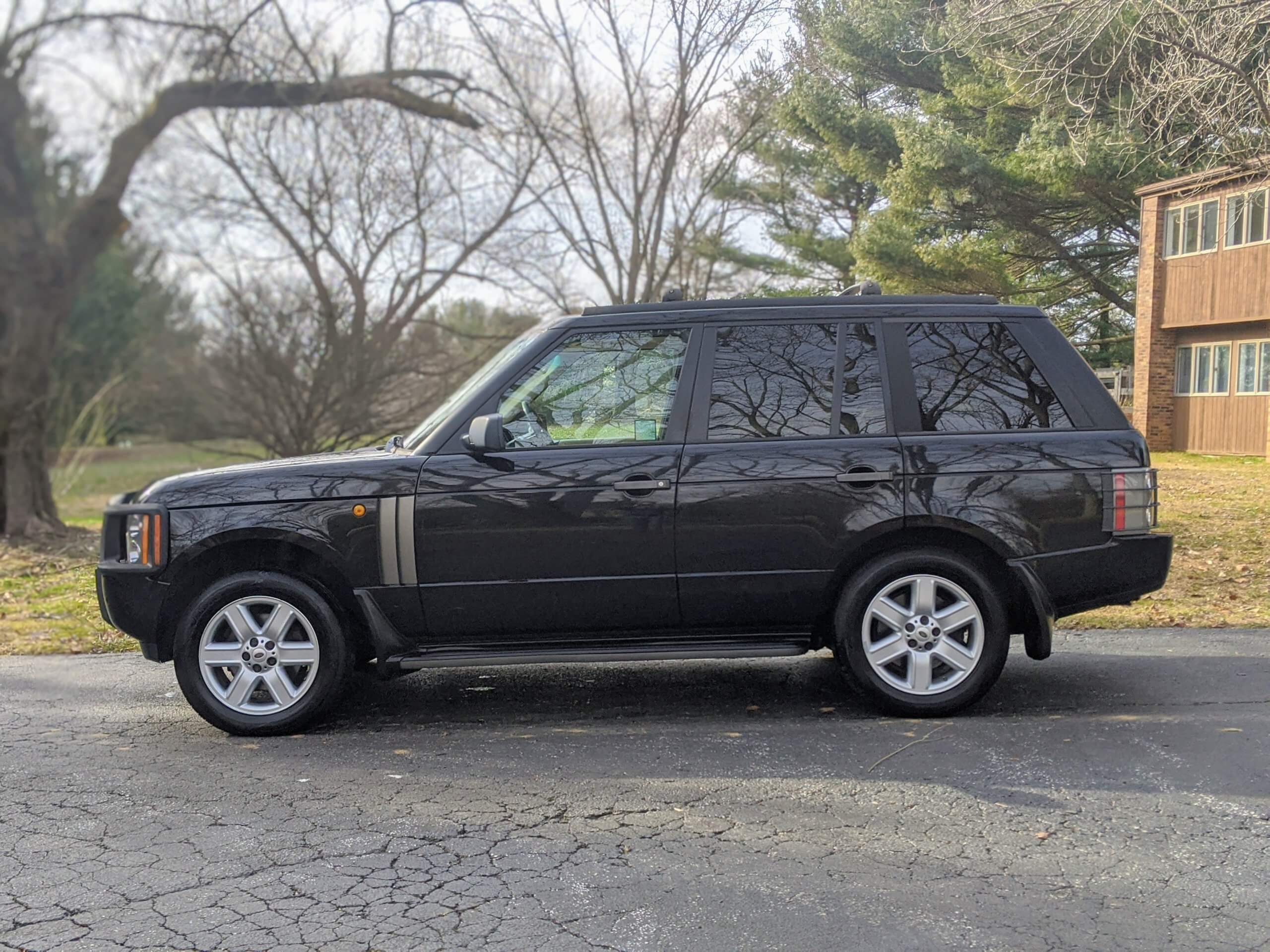 2003LandRoverRangeRoverL322sideshot Jason Miller