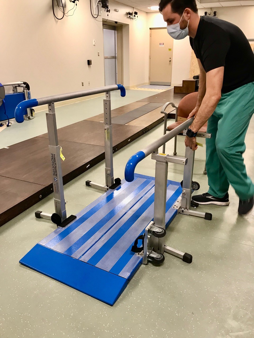Wareologie Portable Parallel Bars J&B At Home