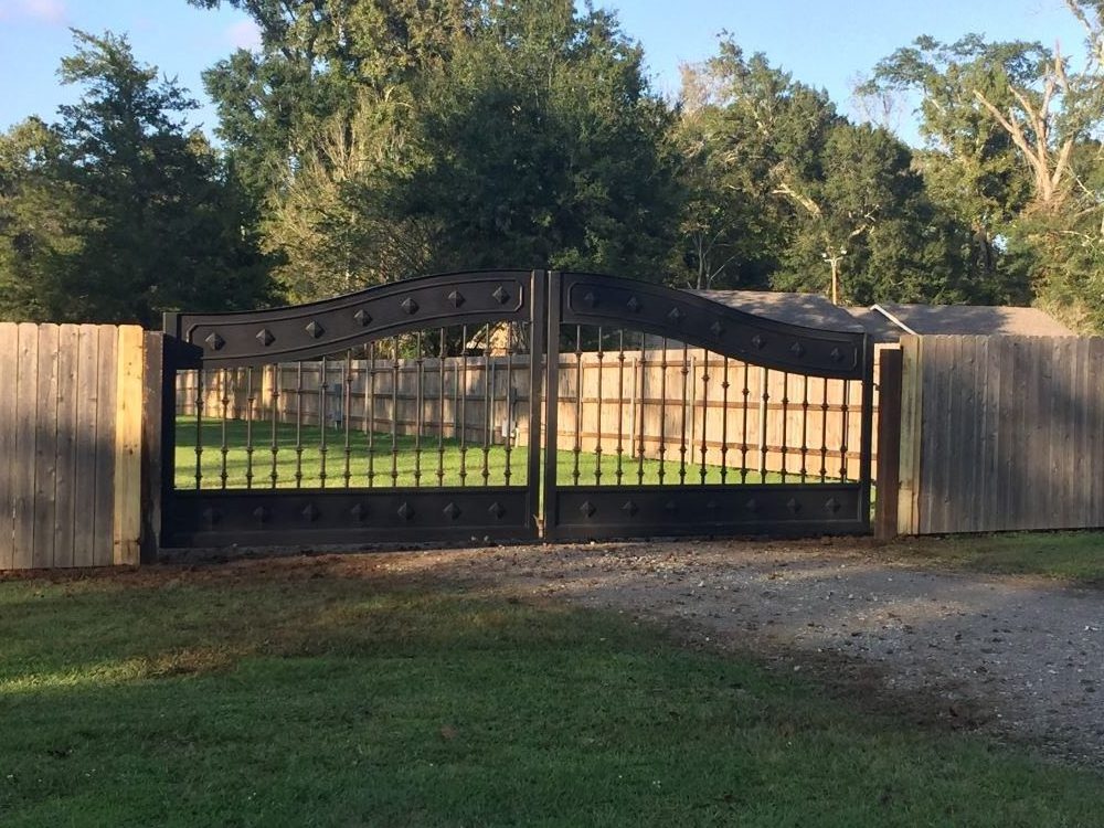 Metal Fabrication, Custom Iron Gates Baton Rouge & Melville, LA J&L