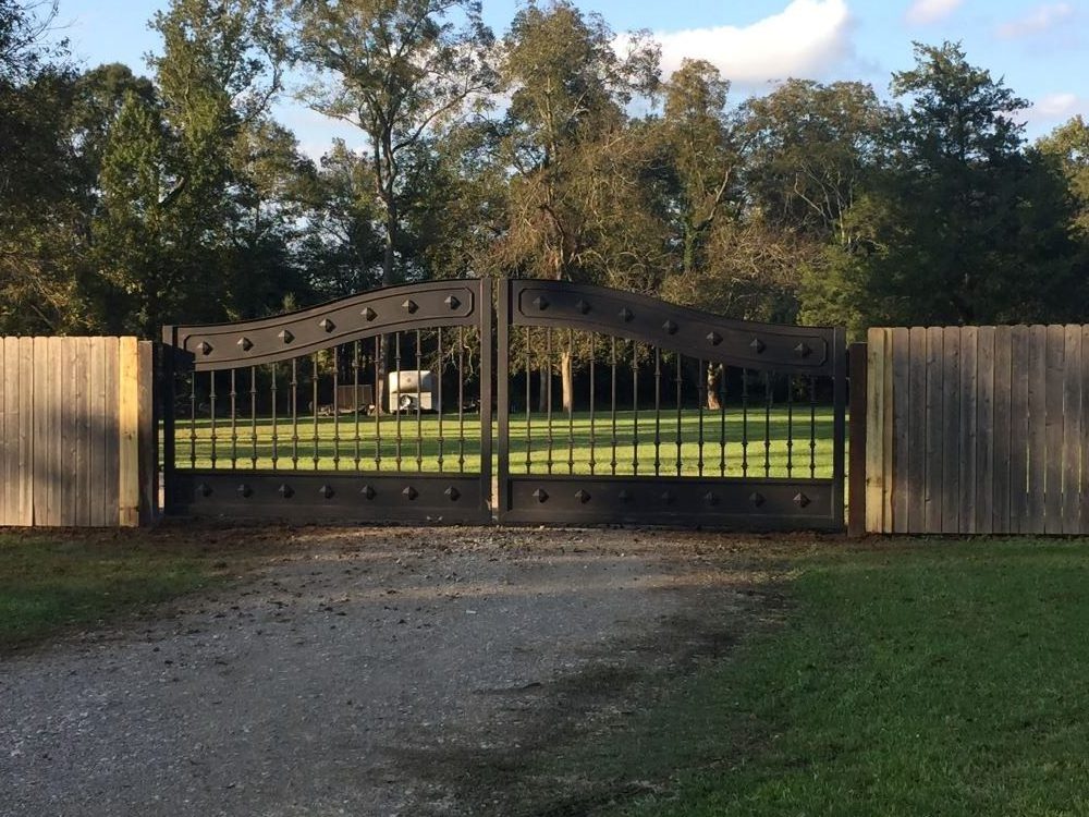 Metal Fabrication, Custom Iron Gates Baton Rouge & Melville, LA J&L