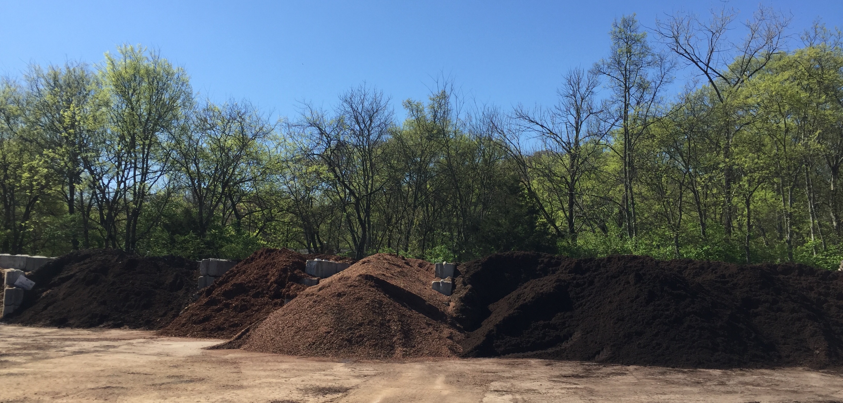 Mulch J & R Garden, Stone, and Rental Inc.