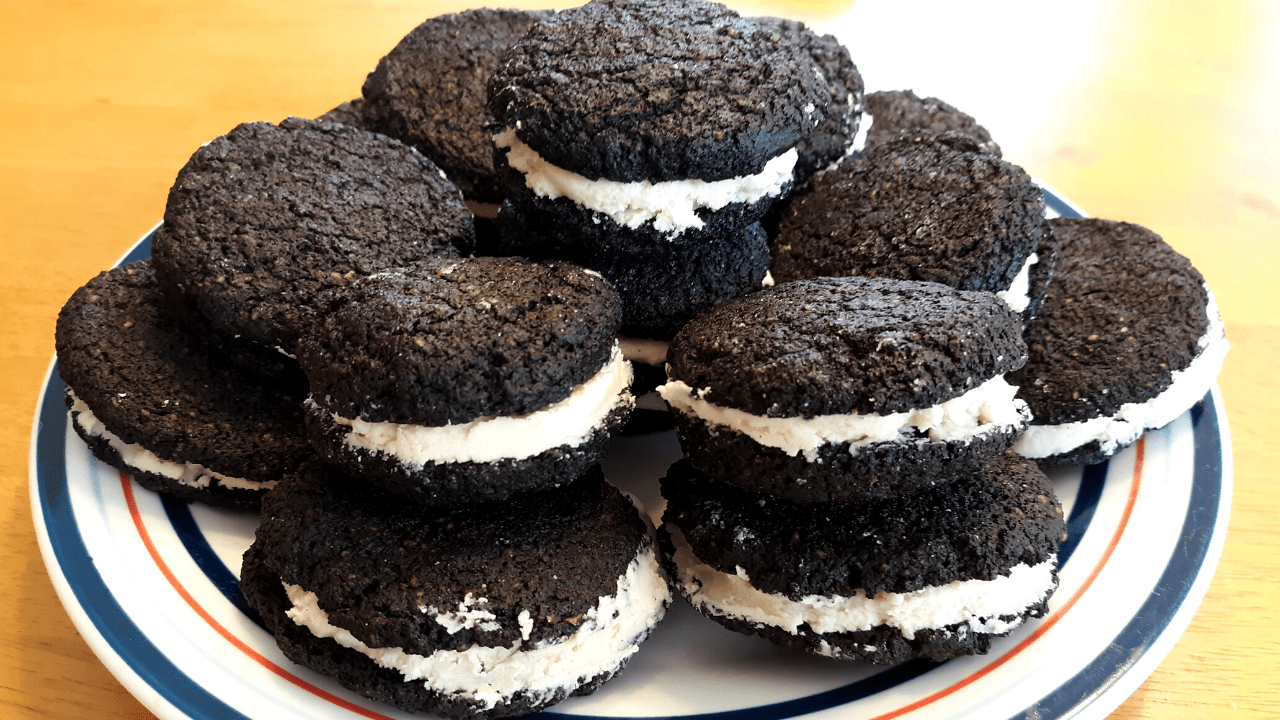 Gluten Free Keto Friendly Oreo Cookie Substitute delicious