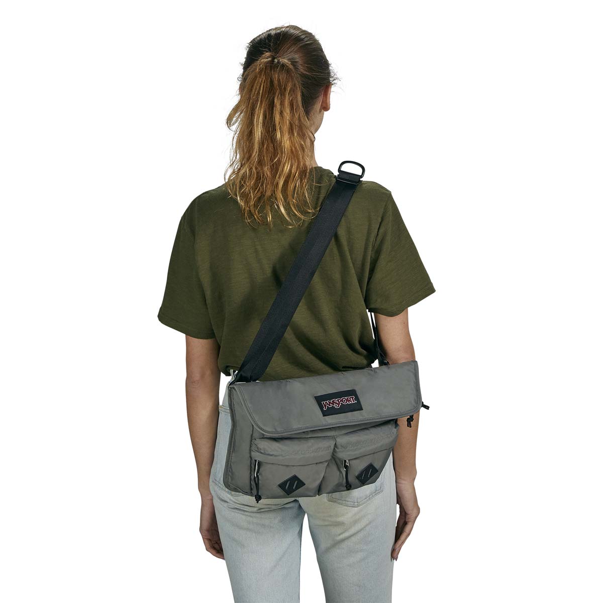 LARIMER CROSSBODY JanSport Jordan Official Online Store