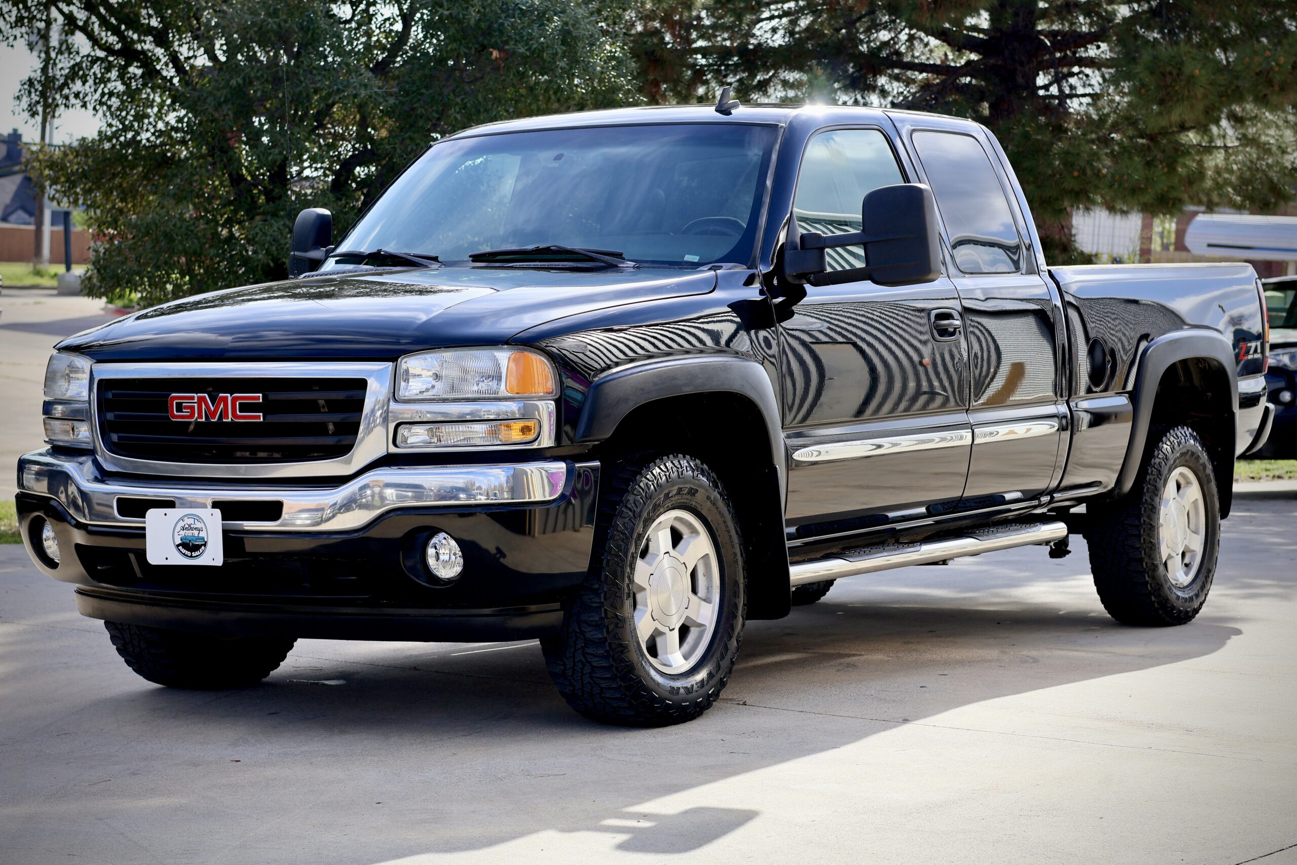 **SOLD**2006 GMC Sierra 1500 SLE Z71 4×4 5.3L *ONE OWNER* J. Anthony’s Auto Sales