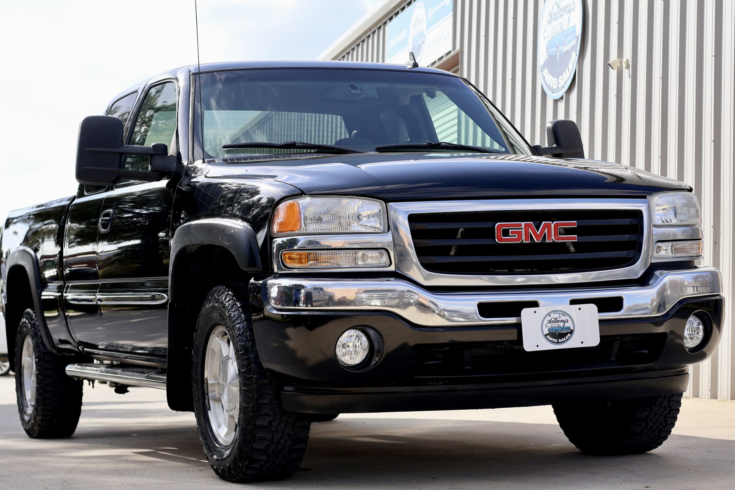 **SOLD**2006 GMC Sierra 1500 SLE Z71 4×4 5.3L *ONE OWNER* J. Anthony’s Auto Sales