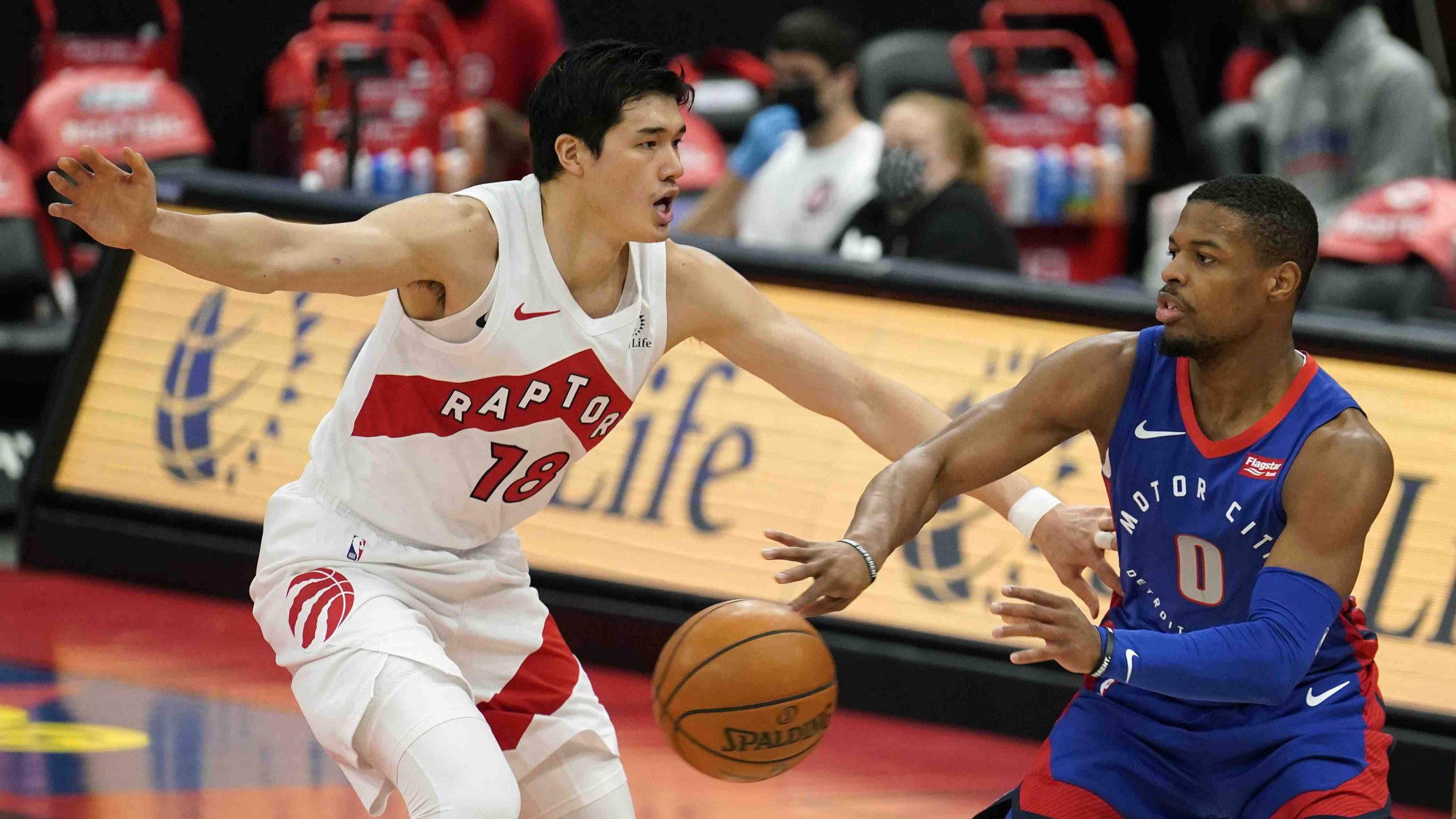 BASKETBALL Toronto Raptors Forward Yuta Watanabe Receives First