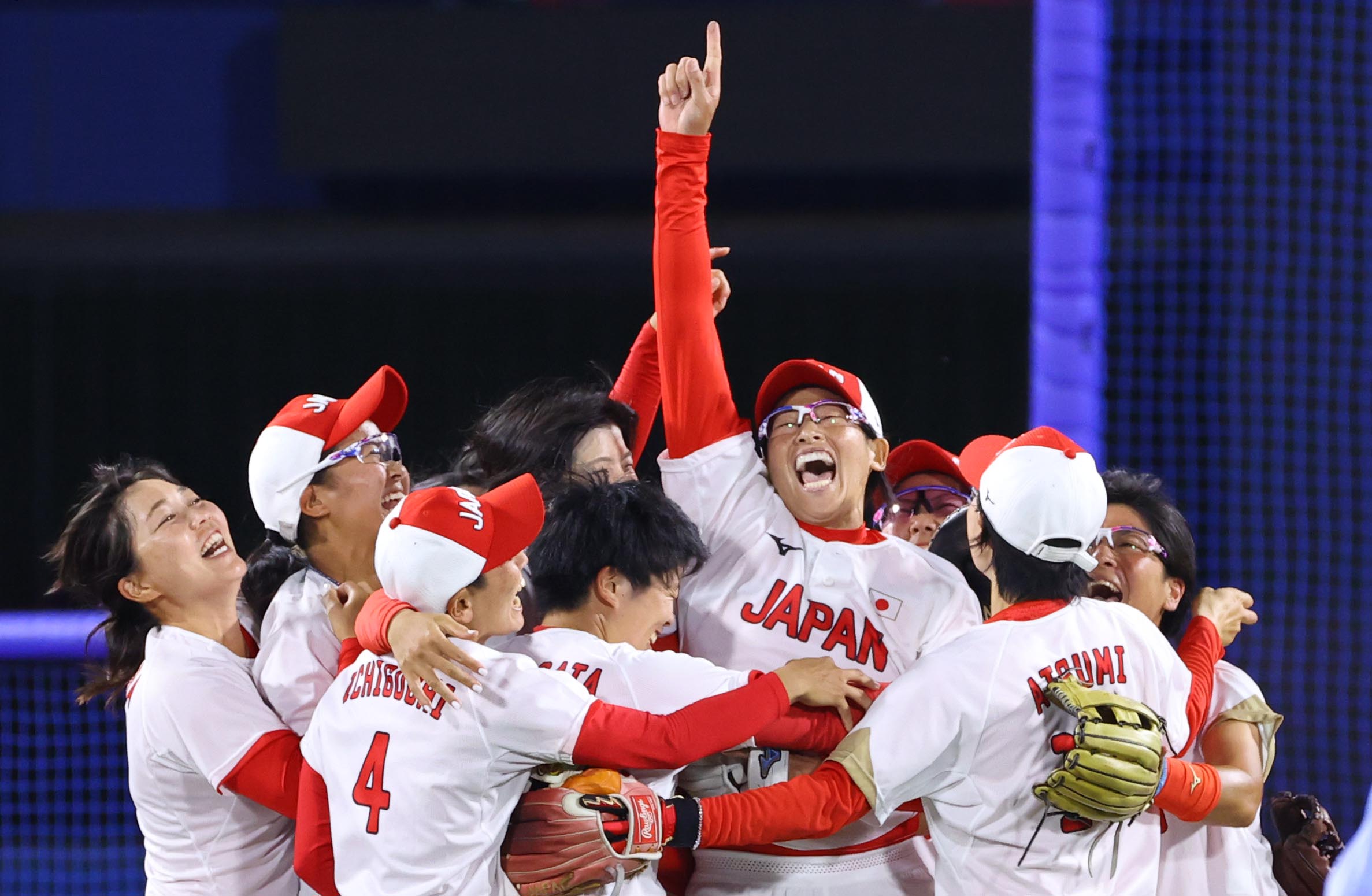 japan usa softball JAPAN Forward