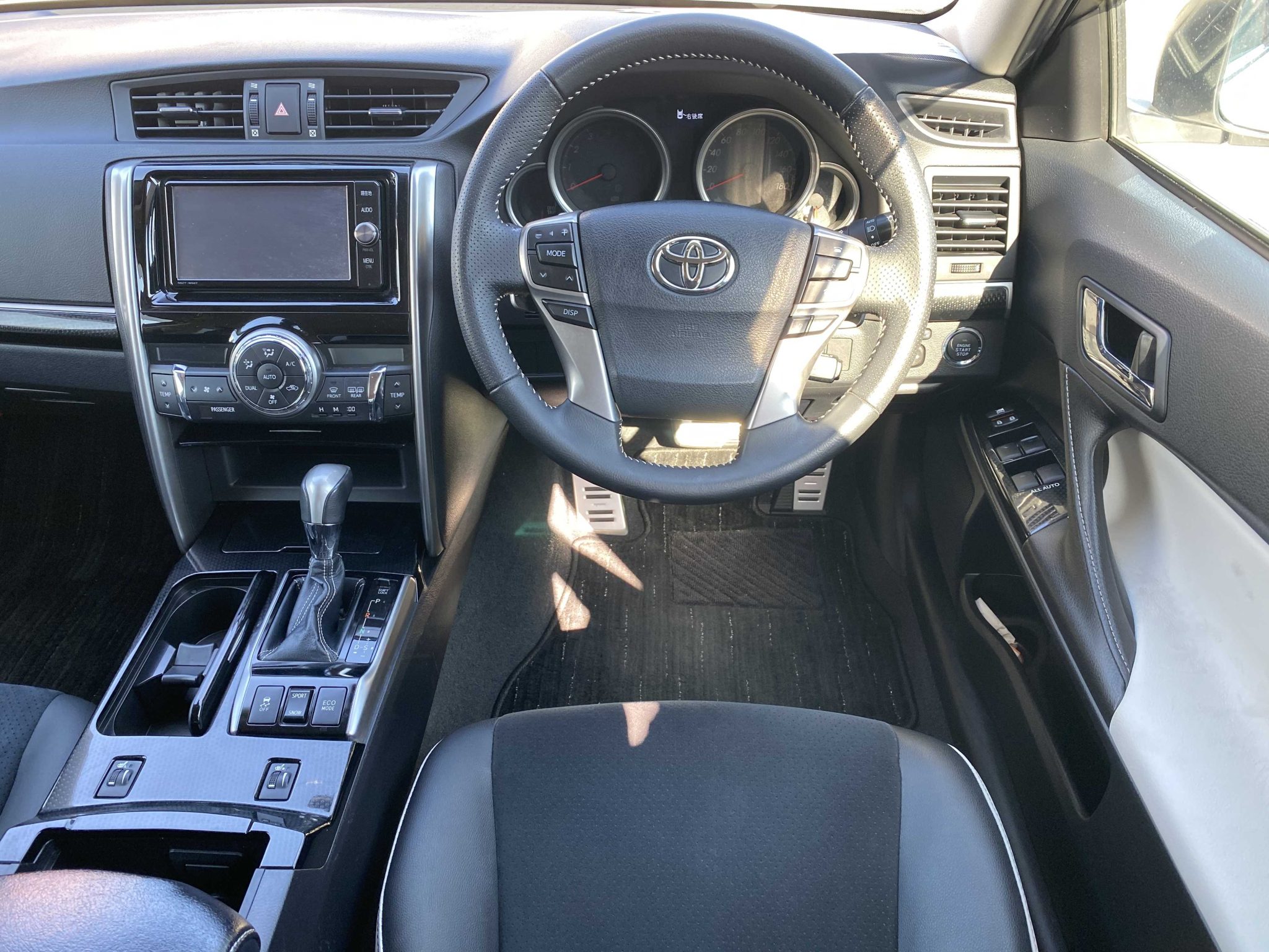 Toyota Mark X 2017 250 RDS Japan Motors LTD