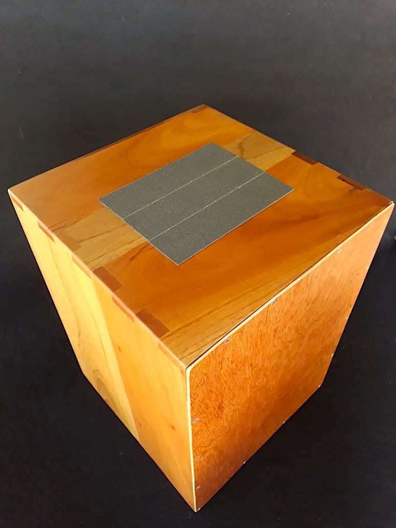 Cajón estilo peruano Jarbor Luthier Fabricación de Guitarras y