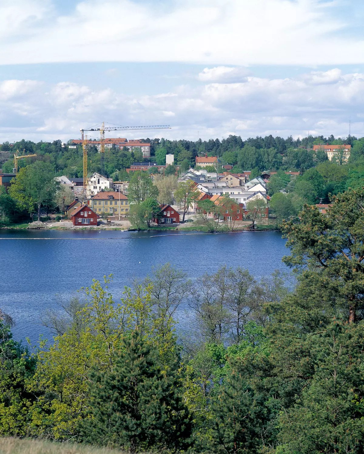 Stalands Järla Sjö Järla sjö bostadsområde Bilder & filmer Nutid och historia.