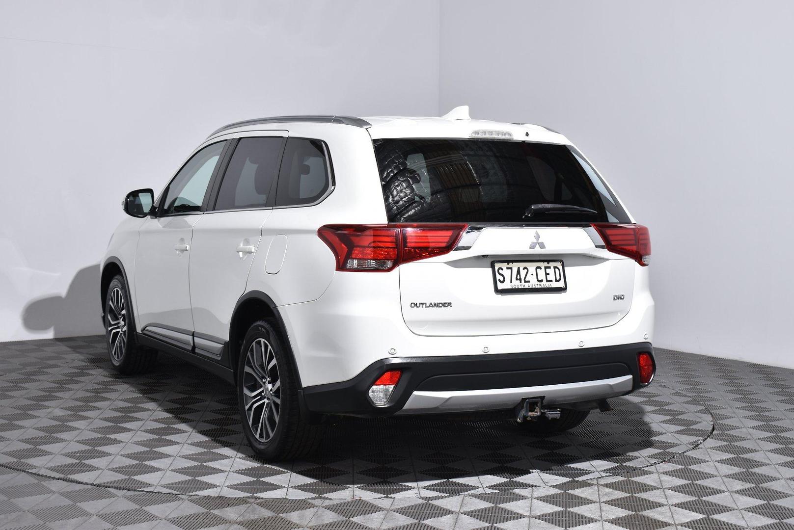 2018 Used Mitsubishi Outlander ZL LS SUV For Sale in Adelaide, SA Jarvis Ford Gepps Cross