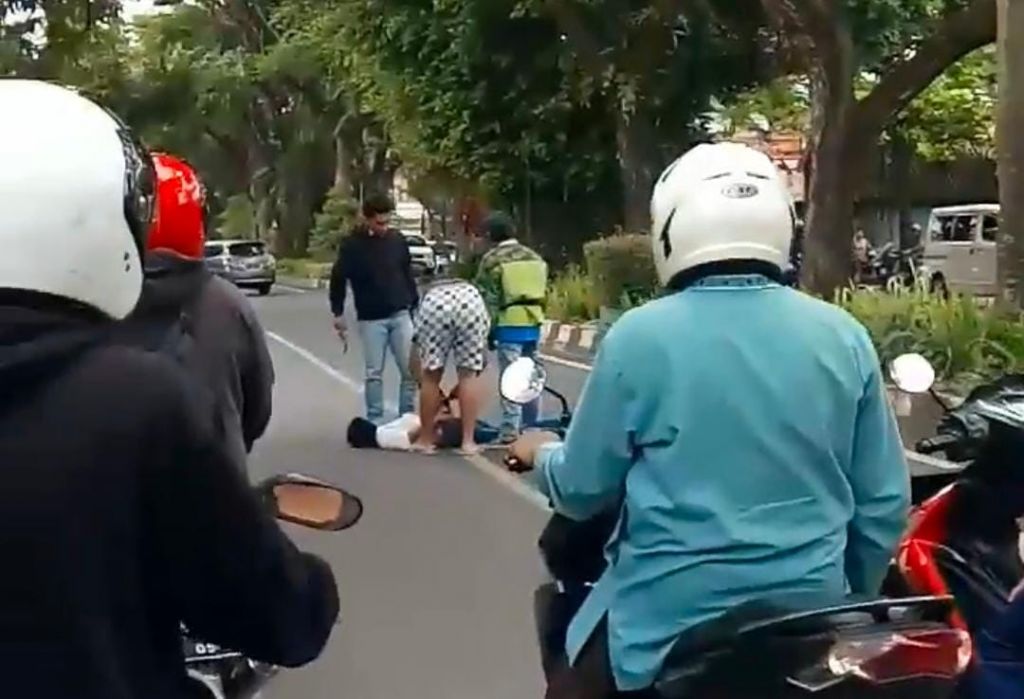 Penangkapan Dua Orang Diduga Begal di Malang Berlangsung Menegangkan