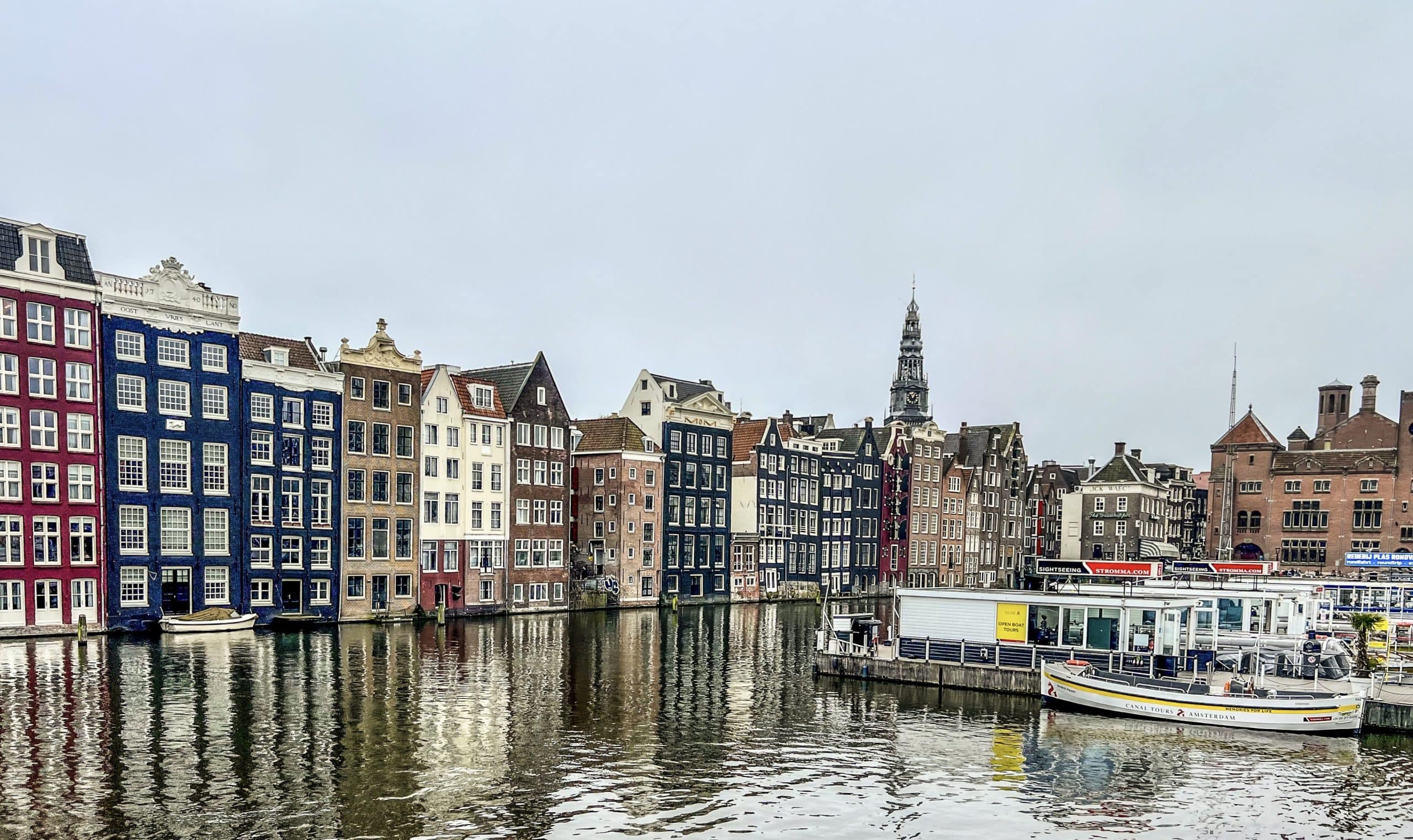 Do you tip in Amsterdam? A travel guide to Dutch etiquette 2024