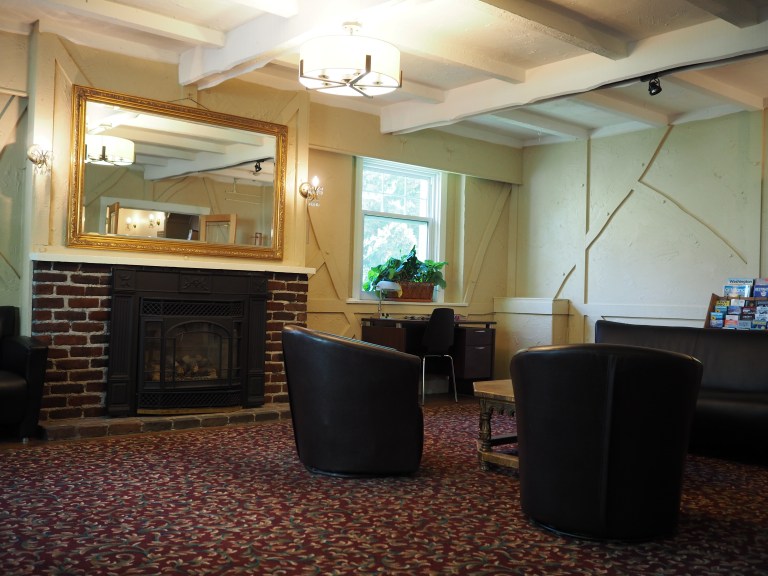 Hotel Review The Buchan Hotel, Vancouver, B.C., Canada Java and Junket