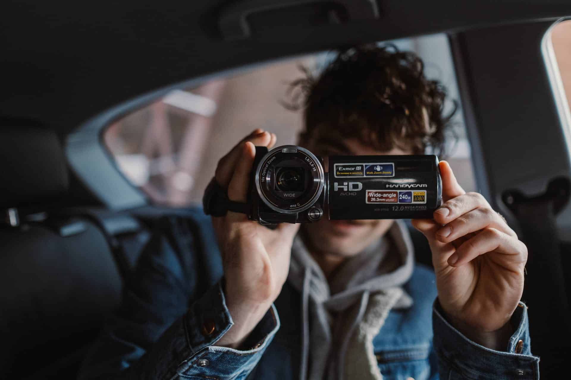 Pagrecycle ng mga VHS tape Saan at paano ito gagawin nang responsable