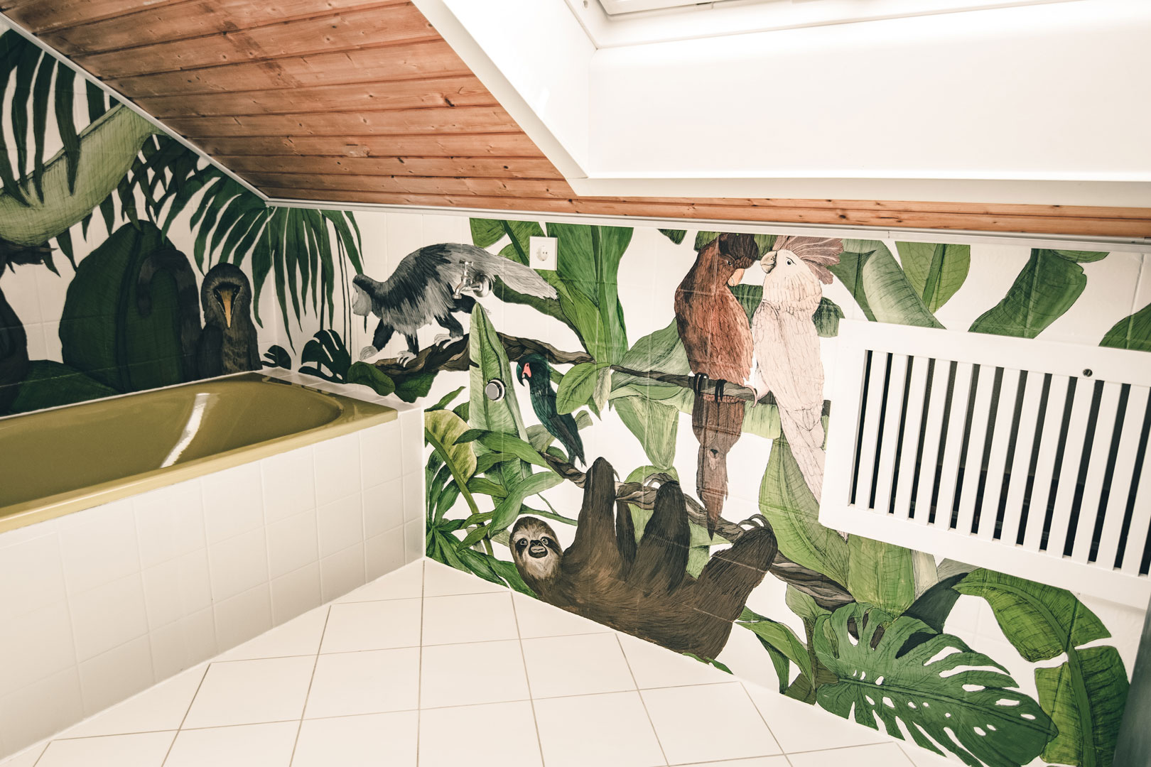 Jungle bathroom makeover Jaxdesigns