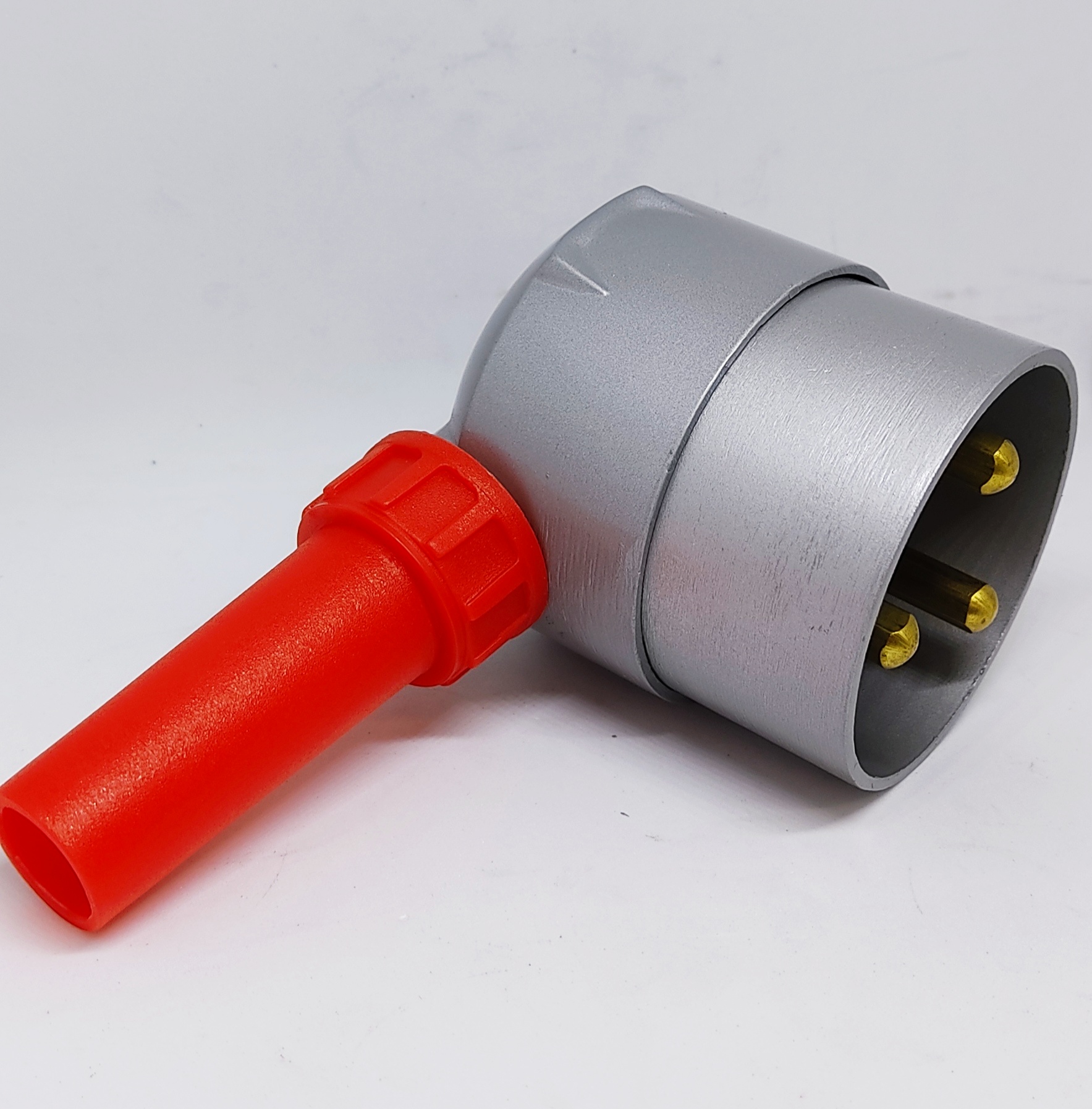L&T/LK 32A 3Pin Metal Clad Plug (MPS332P) Jaycee Enterprises